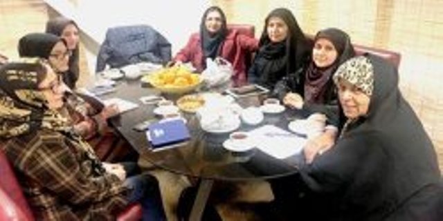حجاب اختیاری مطالبه پنجم زنان است