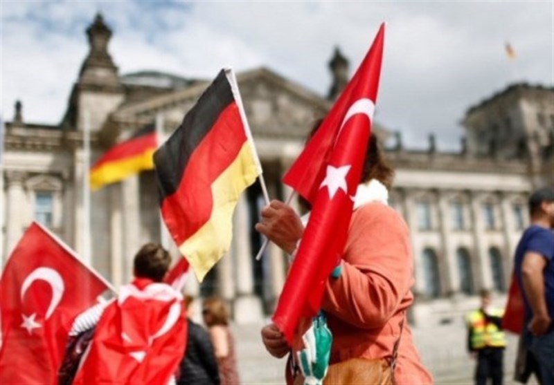 درخواست پناهندگی ۳۰۰ دیپلمات ترکیه‌ای به آلمان پس از کودتا
