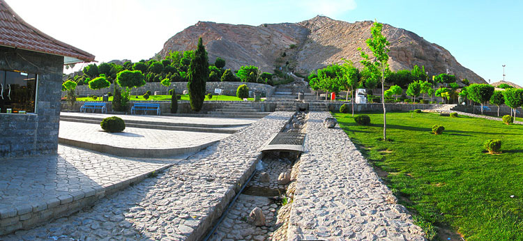 شب های تابستانی خندان می شوند