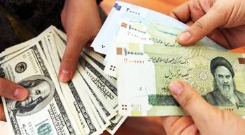 بررسی نوسانات اخیر دلار و سکه در ایران