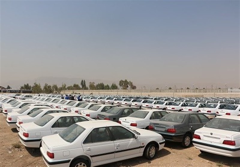 توضیحات ایران خودرو درباره پارکینگ احتکار خودرو