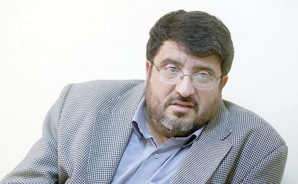 فواد ایزدی: رییس‌جمهور ایران به مذاکره با آمریکا امیدوار است