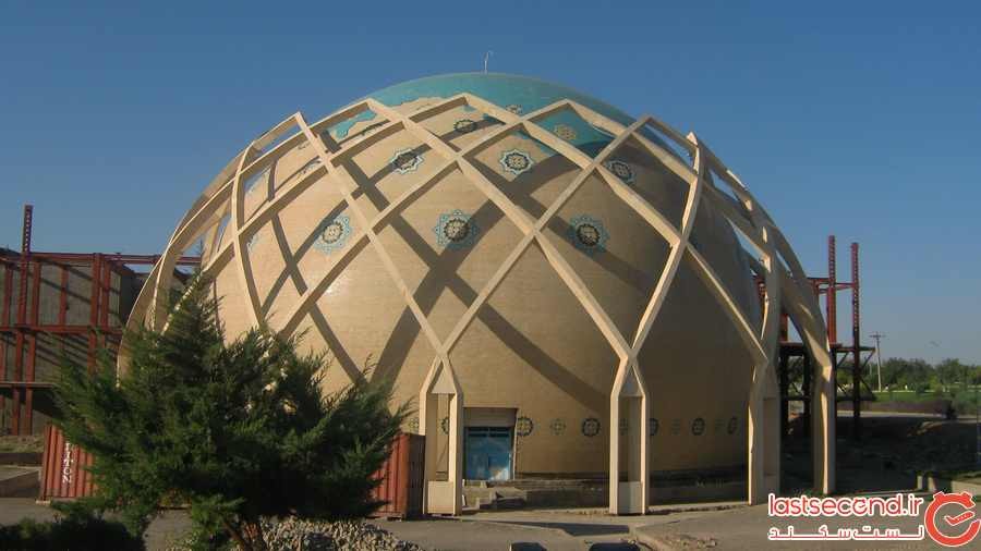 اکوتوریسم/ سفر به آسمان با افلاک نمای نیشابور