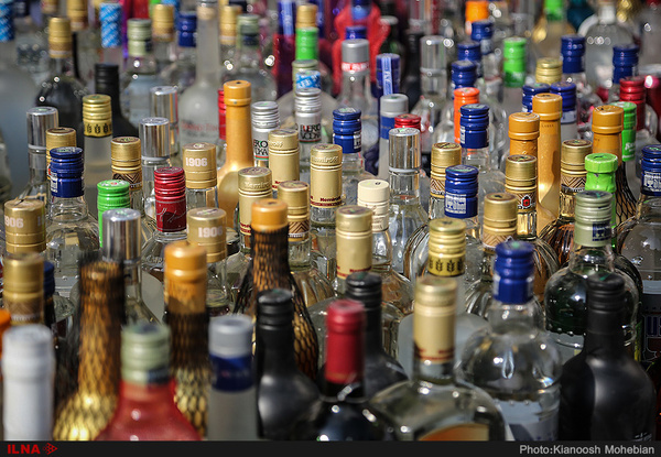 شناسایی باند ساخت و توزیع مشروبات الکلی تقلبی