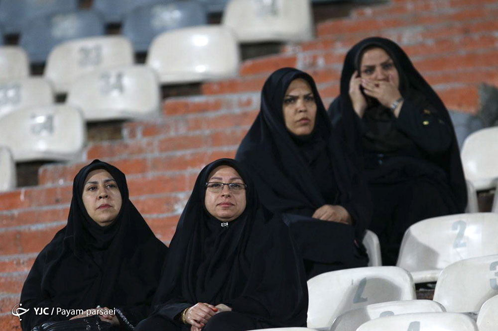 عکس/ حضور خانم‌های پلیس در ورزشگاه آزادی