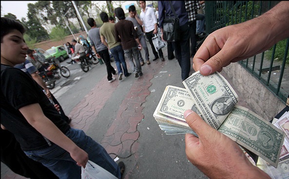 خرید و فروش ارز در خیابان‌های پایتخت ممنوع شد