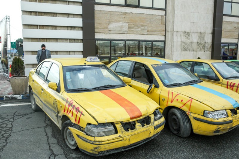 تامین نشدن خودرو، طرح نوسازی تاکسی ها را متوقف می کند