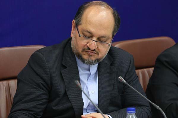 وزیر کار دستور حذف چندشغله‌ها را صادر کرد