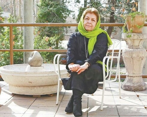لیلی گلستان: فارسی زیبای‌مان از دست می‌رود!