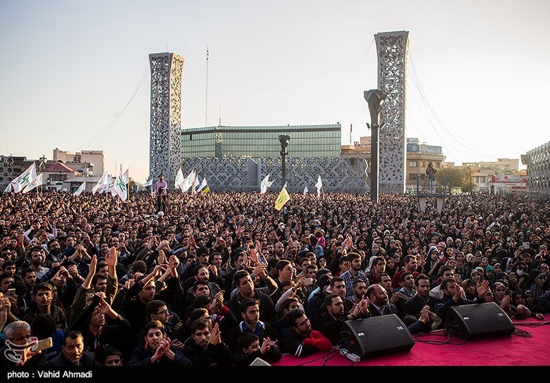 جشن عید بیعت در میدان امام حسین تهران