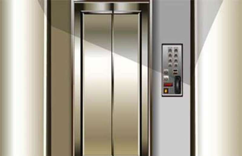 176 حادثه آسانسور در بیرجند گزارش شد