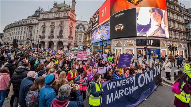 زنان اروپایی هم علیه ترامپ تظاهرات کردند