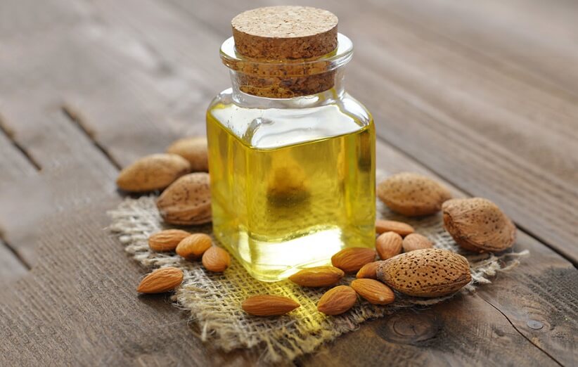 خواص و مضرات روغن بادام تلخ برای پوست، مو و سلامتی