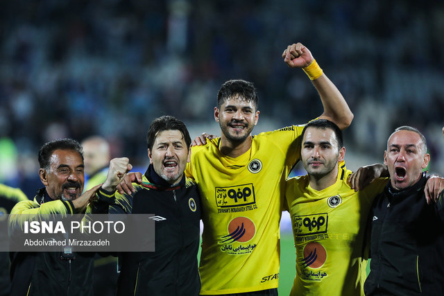 قلعه‌نویی رکورد ۱۱ ساله پرسپولیس را شکست