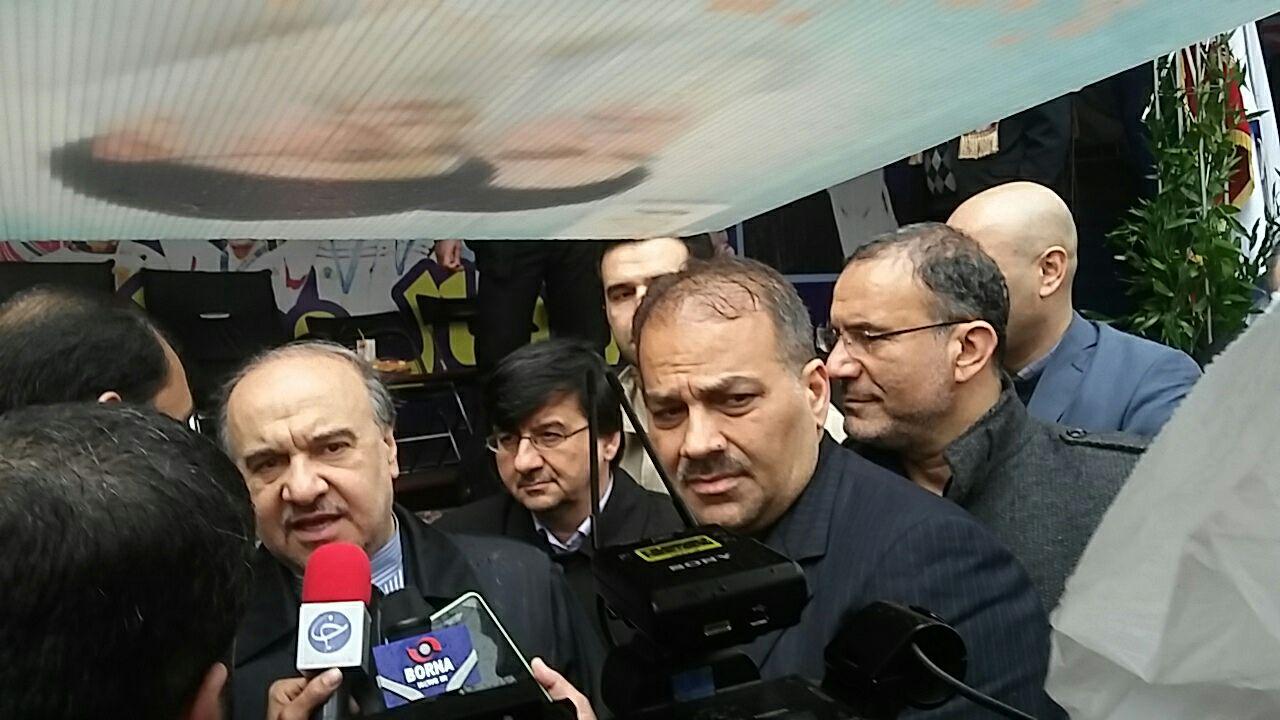 خروش انقلابی جامعه ورزش در راهپیمایی ۲۲ بهمن ماه