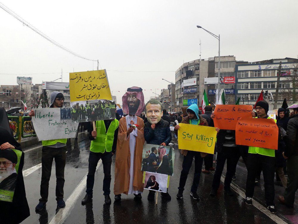حضور جلیقه‌زردها در خیابان‌های تهران!