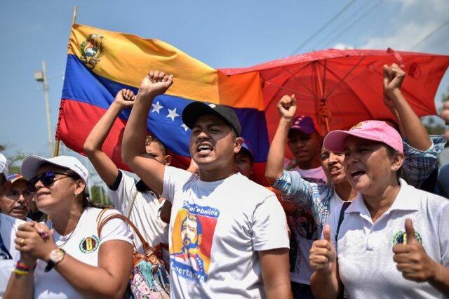 تظاهرات پزشکان و پرستاران ونزوئلایی‌ در مرز با کلمبیا