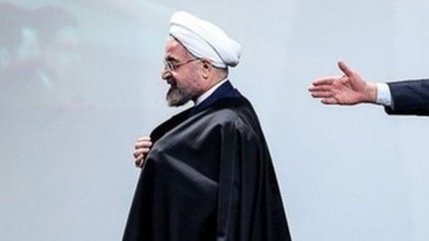 استیضاح نشد؛ سوال از روحانی