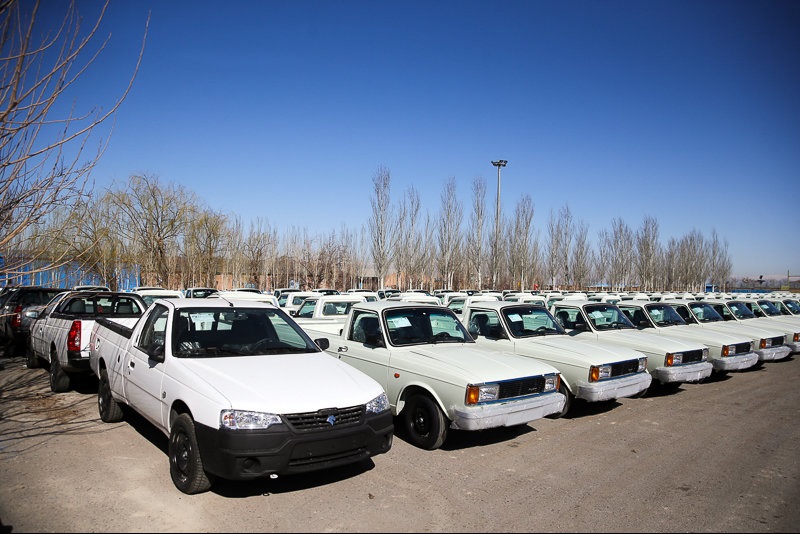 نماینده مردم نوشهر: دولت به افزایش بی‌رویه قیمت خودرو توجه کند