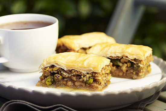 شيريني ها/ طرز تهيه باقلواي عربي