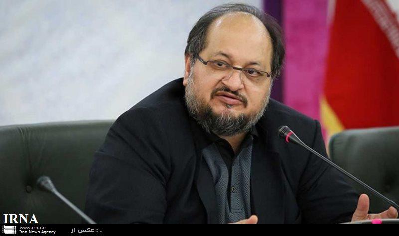 خشاب پر وزارت کار برای تولید اشتغال پایدار