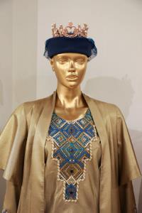 لباس سنتی ایران بر تن ملکه برونئی