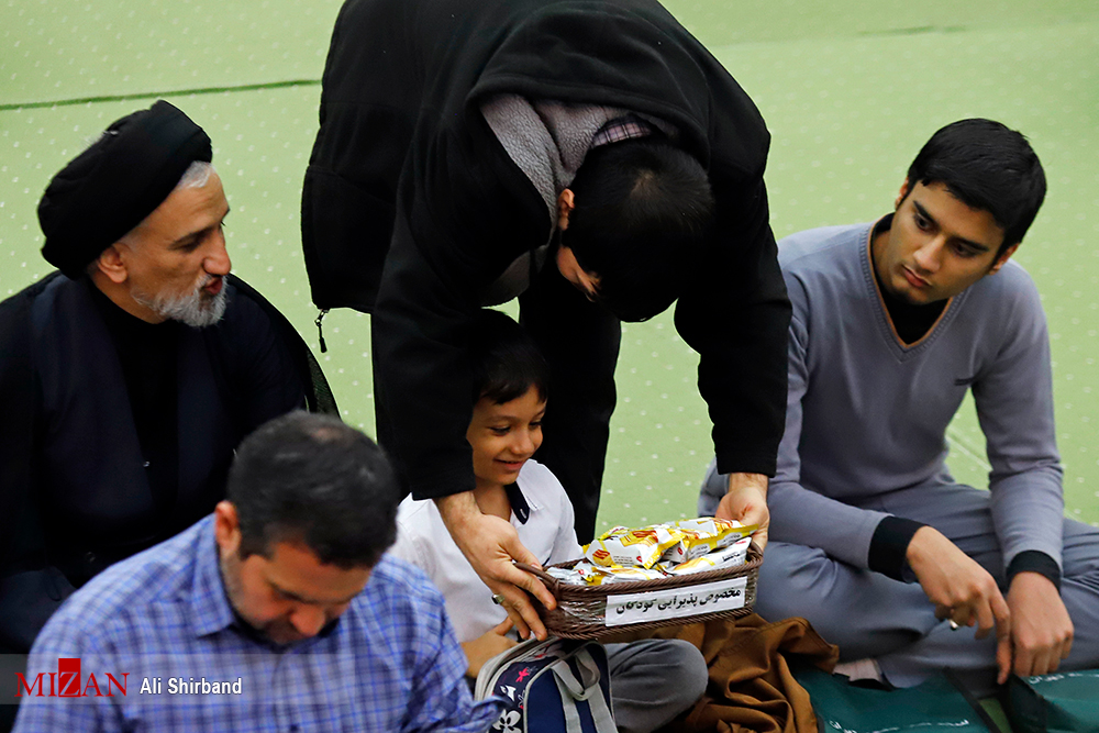 پذیرایی از کودکان در نماز جمعه تهران