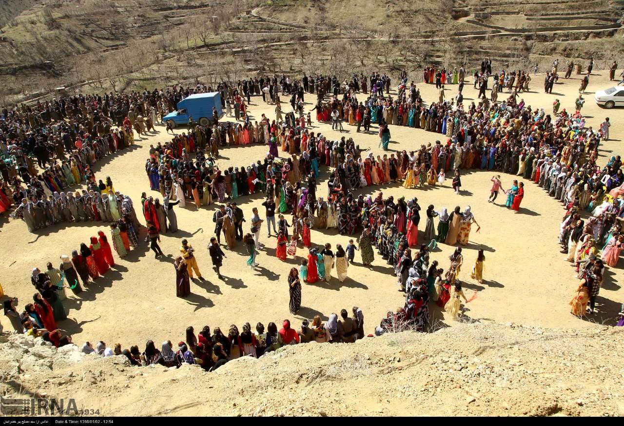 عکس/ جشن نوروز پر شور و نشاط در روستای «نیه ر» سنندج