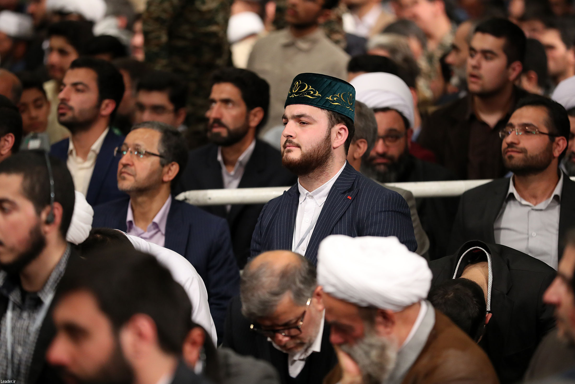 دیدار شرکت‌کنندگان مسابقات بین‌المللی قرآن با رهبر انقلاب