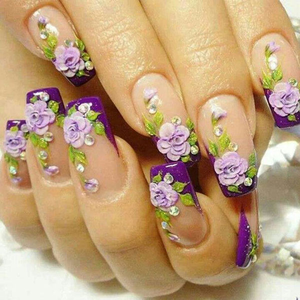 ناخن هایتان را مثل گل های بهاری زیبا کنید