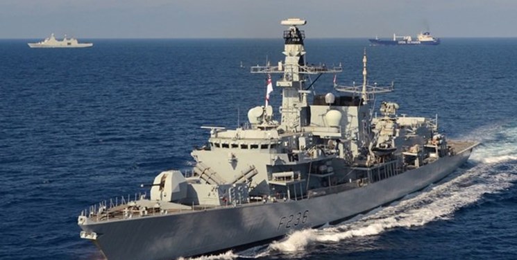 کشتی جنگی انگلیس برای ماموریت 3 ساله وارد سواحل بحرین شد