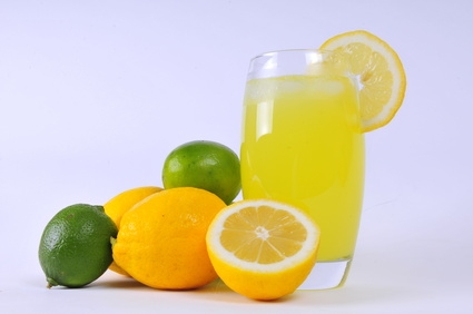 ترفندهای نگهداری از آبغوره و آبلیموی خانگی
