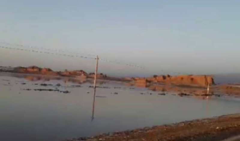 گردشگران از سفر به عمق کویر لوت خودداری کنند