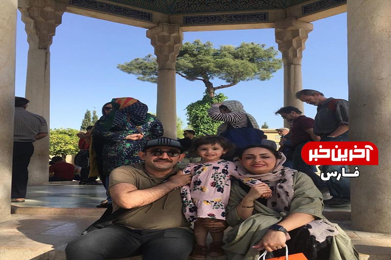عکس /بازیگرسریال پایتخت در کنار همسر و فرزندش در حافظیه