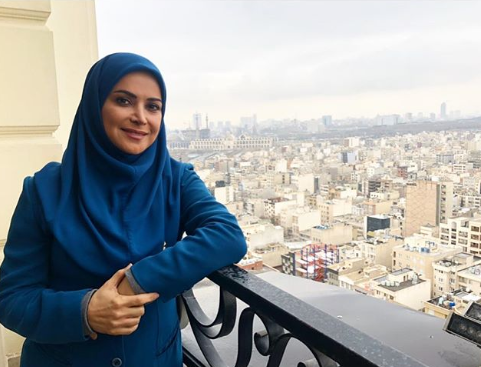 چهره ها/ وقتی «کمند امیرسلیمانی» کپی مجری‌های تلویزیون می‌شود