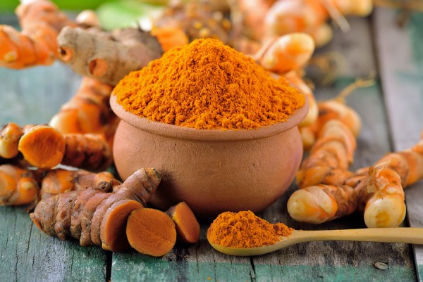 زردچوبه شما را از سرطان معده نجات می‌دهد!