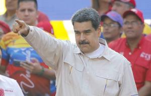 مادورو به پامپئو: سینیور به حماقتت ادامه نده!