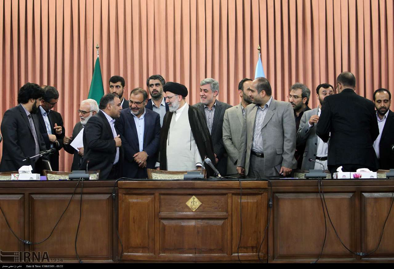 گفت‌و‌گوی اصحاب رسانه با رییسی درباره "آزادی مطبوعات"