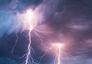 پیش بینی رگبار و رعد و برق در سمنان