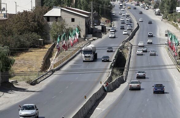 ترافیک در محور بجنورد- جنگل گلستان نیمه سنگین است