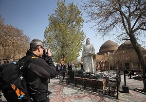 بازدید ۱۳۰ هزار نفر گردشگر از آثار تاریخی استان اصفهان