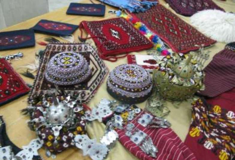 نمایشگاه صنایع دستی و سوغات در گنبدکاووس برپا می شود