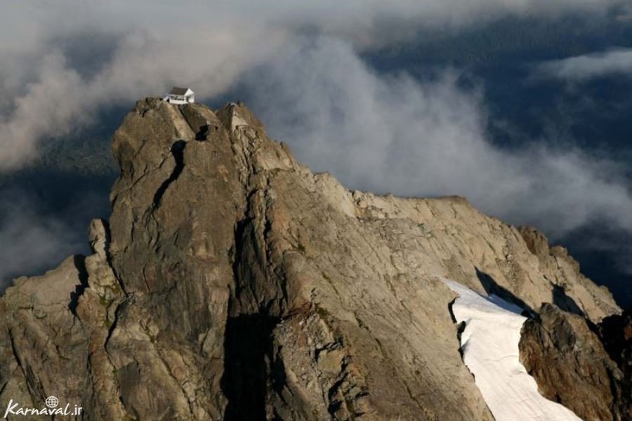 کلبه ای فراتر از ابرها
