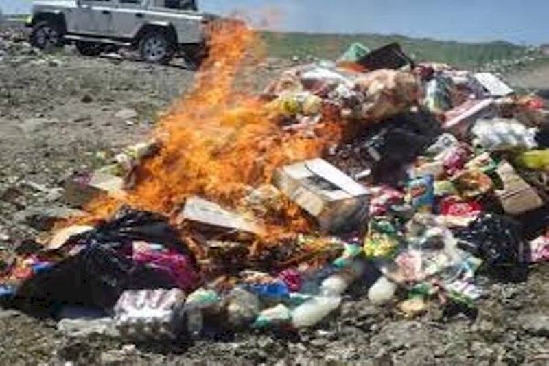 معدوم سازی سه تن مواد غذایی فاسد در قصرقند