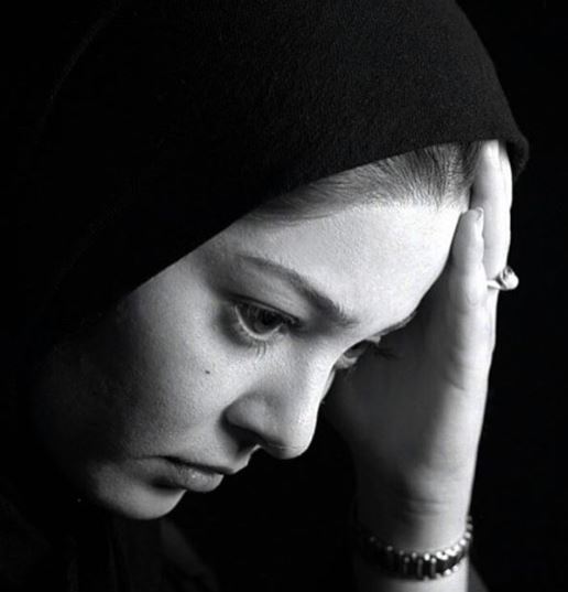 چهره ها/ شاکی شدن رزیتا غفاری از کسانی که سادگی‌اش را اشتباهی تعبیر کردند