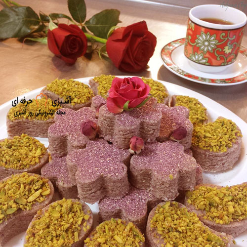 ميز اردور/ حلواي گل سرخ؛ مجلسي و شيک