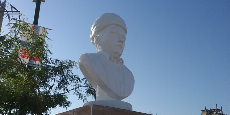 سردیس شهید ماموستا برهان عالی در مریوان رونمایی شد