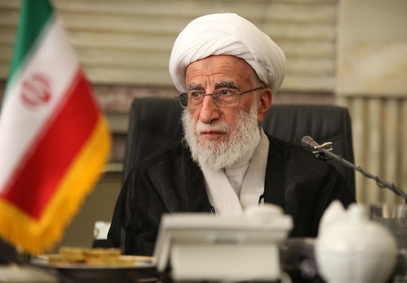 درخواست آیت‌الله جنتی از مسئولان