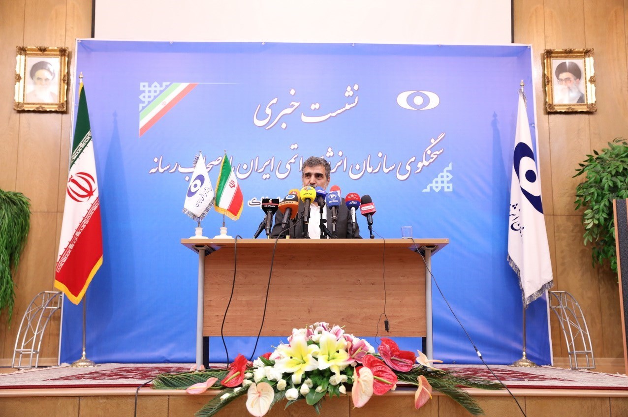 بازدید اصحاب رسانه از مجتمع آب سنگین خنداب اراک