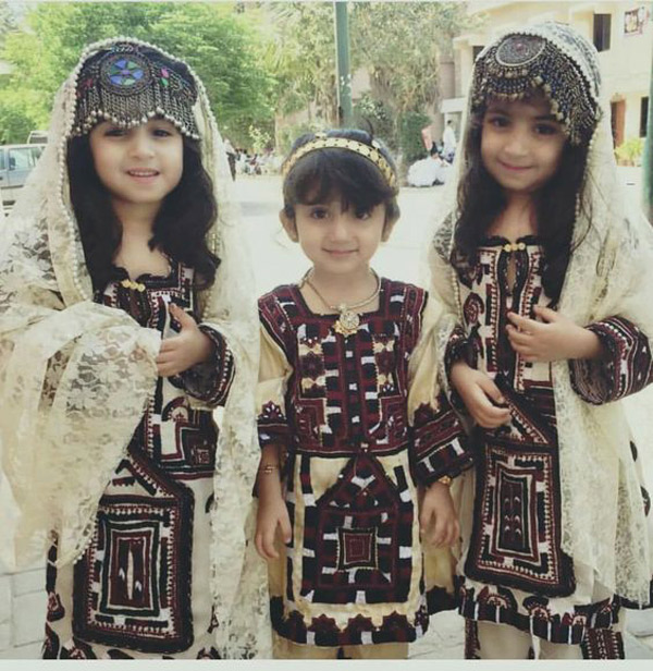 لباس بلوچی دخترانه